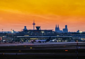 Park and fly Köln – ganz einfach online den Parkplatz am Flughafen buchen